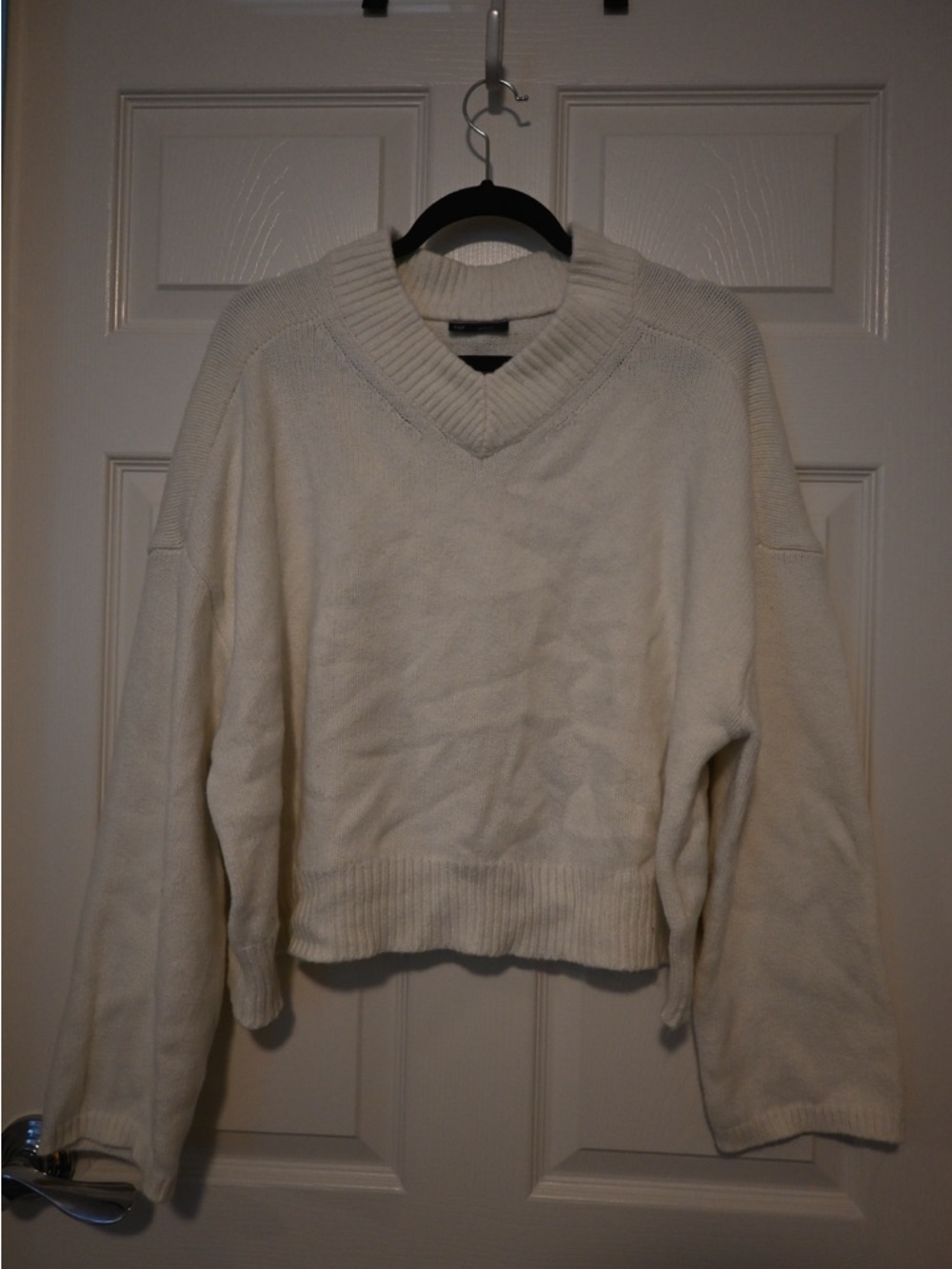 Women's Cream V-Neck Sweater - GAP